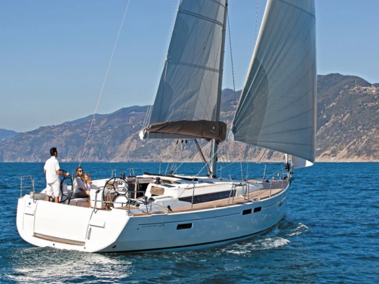 Jeanneau Sun Odyssey 519 jednotlivci a charterové společnosti v Santa Cruz de Tenerife