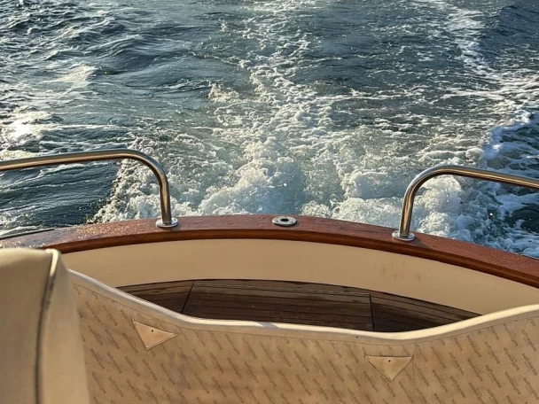 Apreamare Apreamare 7,5 jednotlivci a charterové společnosti v Sorrento