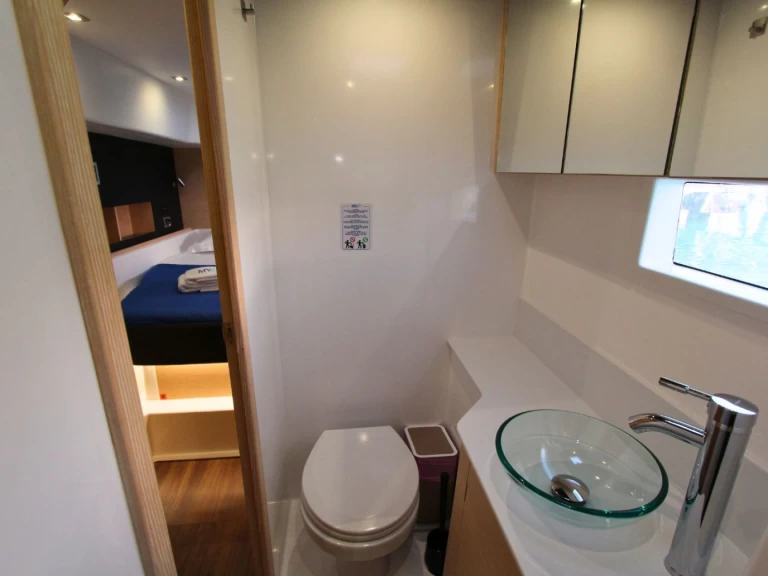 Pronájem lodi Olbia lákavé ceny Dufour Catamarans 48 Sail