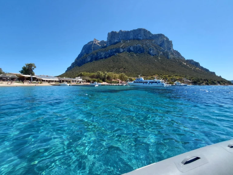 Pronájem lodi Bwa Sport 22 GTO v Olbia na Samboatu