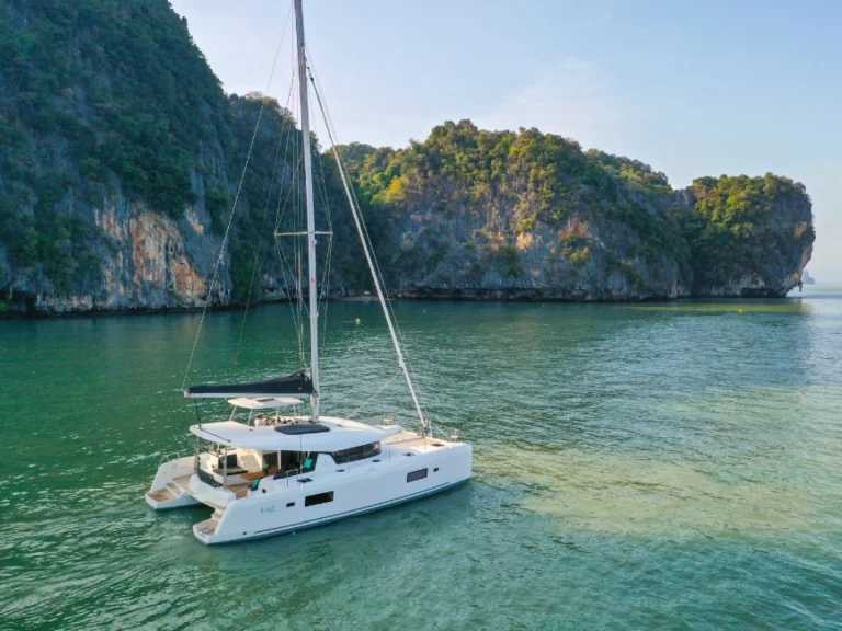 Pronájem lodi Lagoon Lagoon 42 Millenium v Hyeres na Samboatu