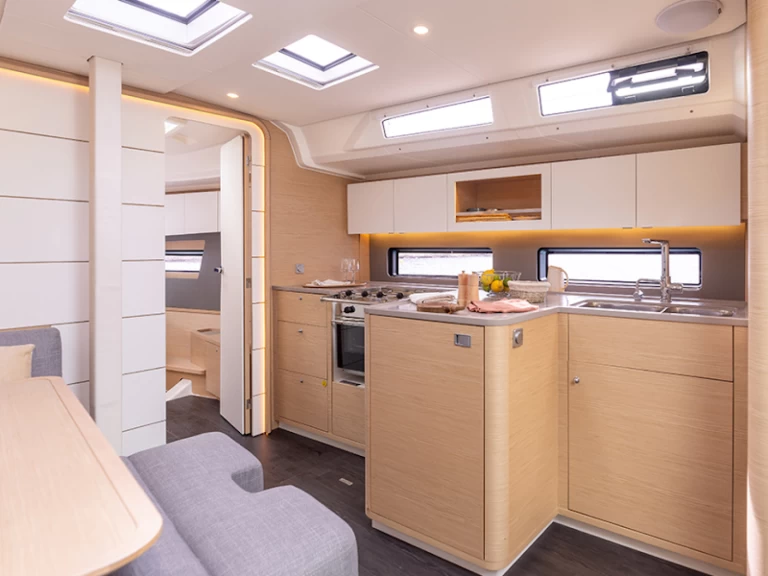 Pronajmout Plachetnice se skipperem či ne Dufour v Carloforte