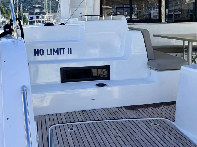 Pronájem Katamarán v Primošten  -Lagoon Lagoon 46