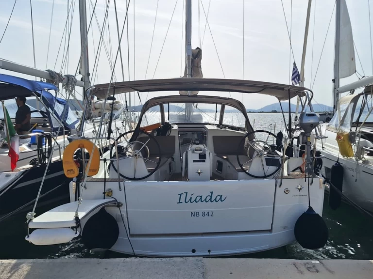 Pronájem lodi Jeanneau Sun Odyssey 410 v Paleros na Samboatu