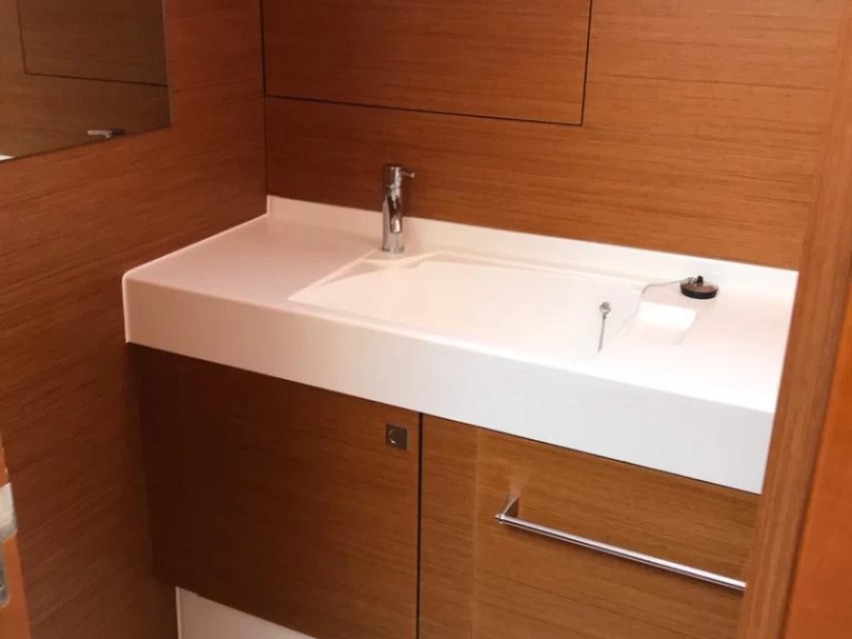 Pronajmout si Jeanneau Sun Odyssey 519 v Palmeira