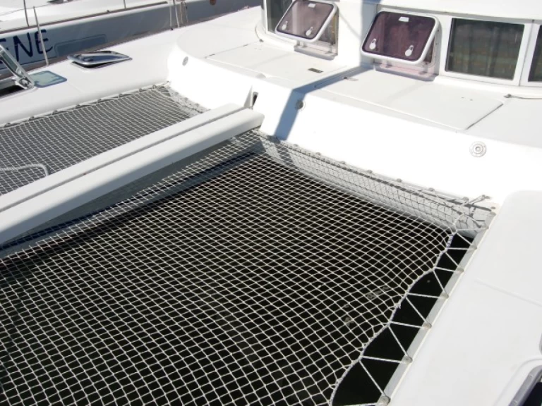 Pronájem Katamarán Lagoon s licencí