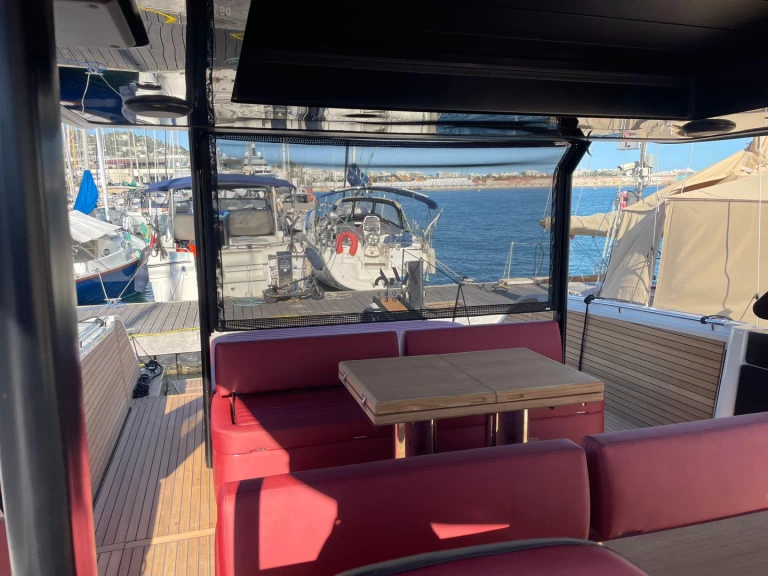 Pronájem Motorová loď Cranchi s licencí