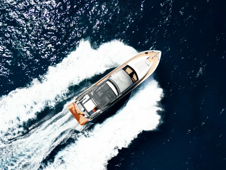 Pronajmout Jachta se skipperem či ne Monte Fino v Castellammare di Stabia