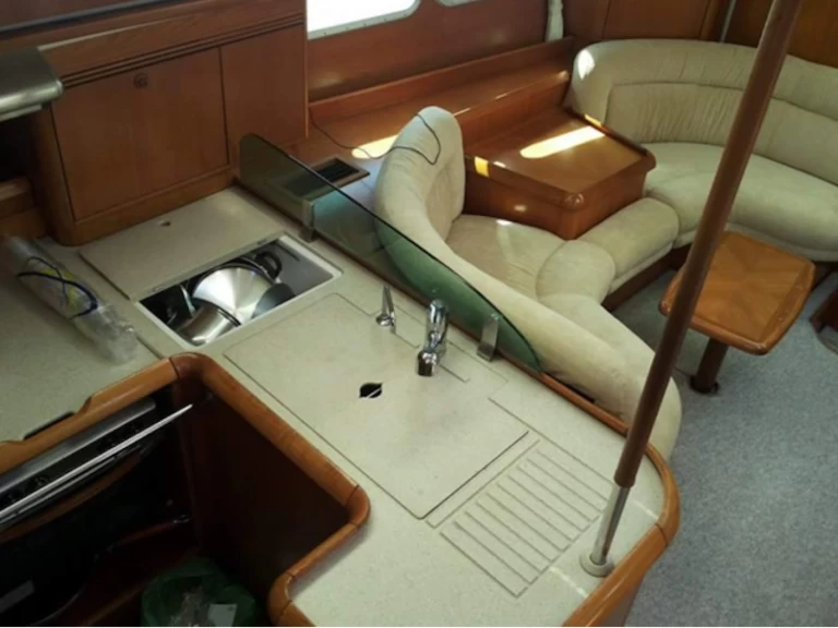 Pronajmout si Jeanneau Sun Odyssey 54 DS v Pisticci