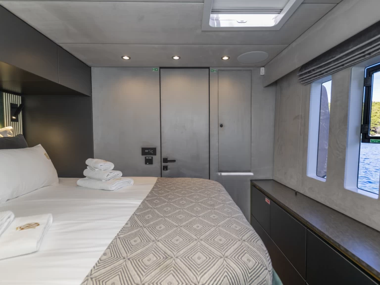 Pronájem lodi Split lákavé ceny Sunreef 60 (23)