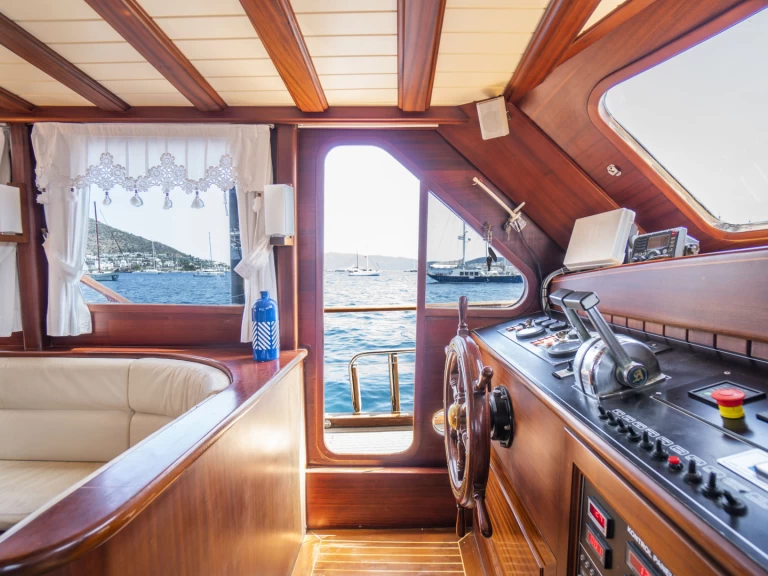 Pronajmout si  Gulet 79 Ft v Bodrum