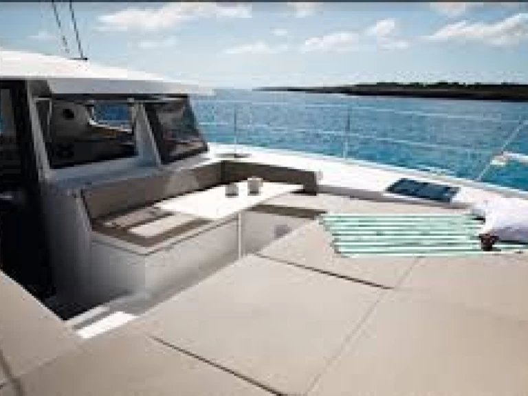 Pronajmout si BALI 4.2 VI (4D/2C/2P) BALI 4.2 VI v Ajaccio