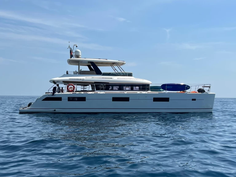Pronájem lodi Lagoon Lagoon 630 Motor Yacht v Barcelona na Samboatu