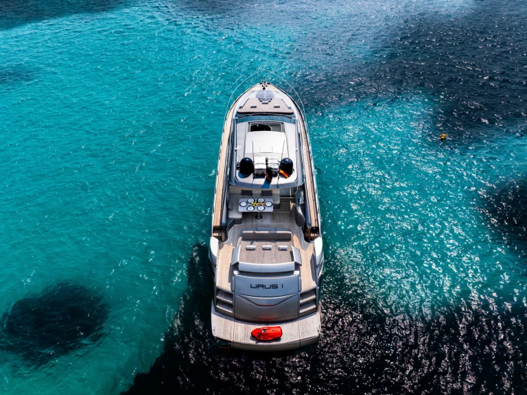 Pronájem lodi Ibiza Magna lákavé ceny Pershing 62