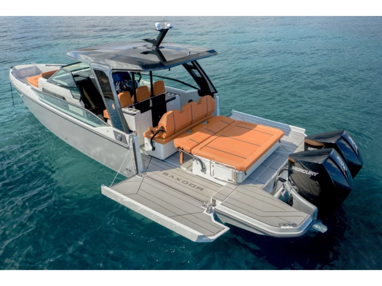 Motorová loď k pronájmu v Ibiza Town za nejlepší cenu