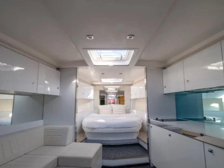 Pronájem lodi VanDutch 55 v Portofino na Samboatu