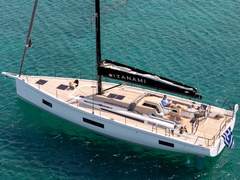 Pronájem lodi Bénéteau First Yacht 53 v Lavrio na Samboatu