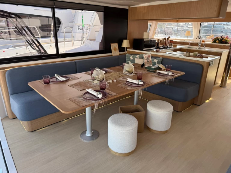 Pronájem lodi Bali Bali 5.2 6-cab v Salerno na Samboatu