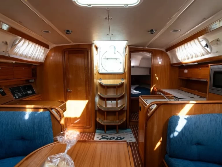 Pronájem lodi Paleros lákavé ceny Bavaria 38