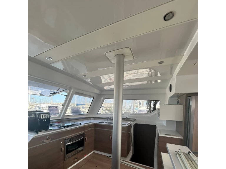 Bali Bali Catspace Voile jednotlivci a charterové společnosti v Hyeres