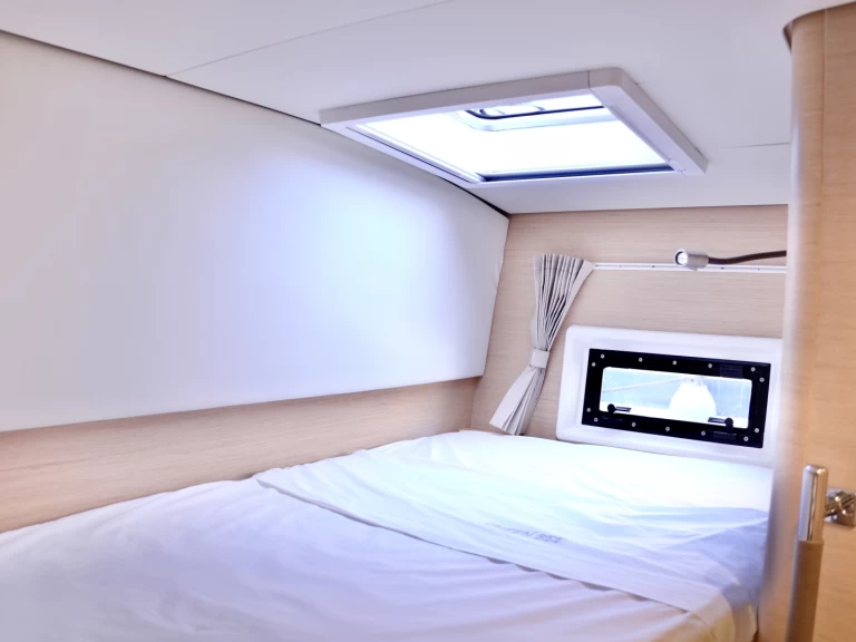 Pronájem jachty v Olbia -Lagoon Lagoon 560 na Samboatu