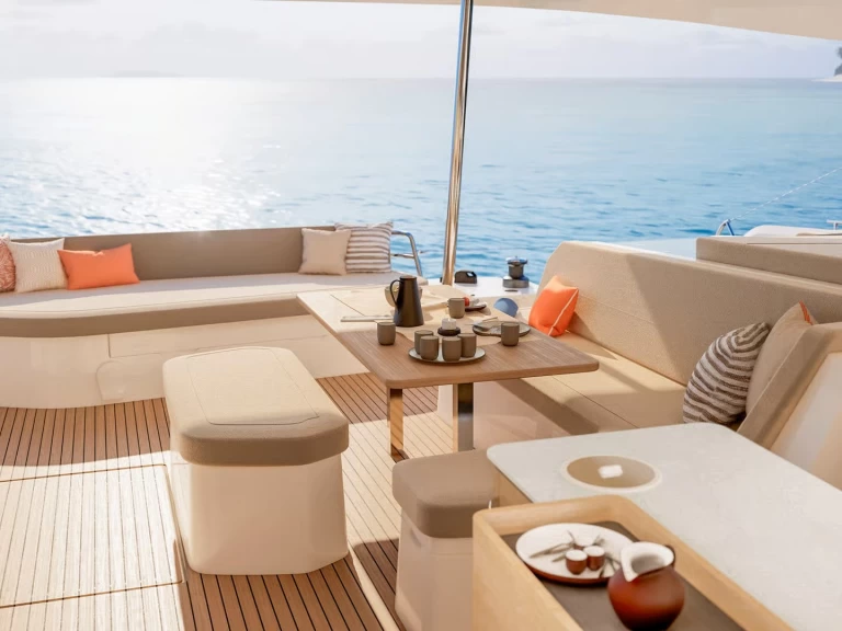 Pronájem Katamarán Fountaine Pajot s licencí