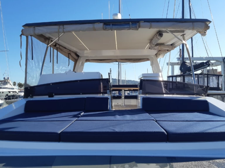 Nautitech Nautitech 47 jednotlivci a charterové společnosti v Ajaccio