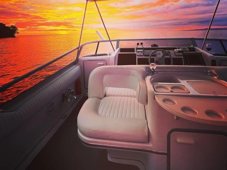 Pronájem Jachta Sea Ray s licencí