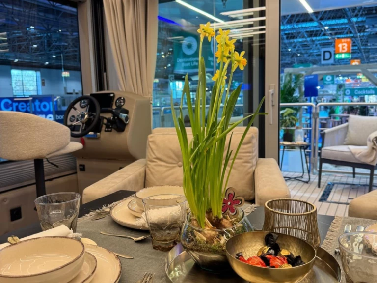 Pronajmout Říční loď se skipperem či ne Luxboot v Buchholz City