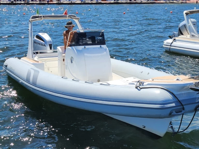 Polotuhá loď k pronájmu v Marsala za nejlepší cenu