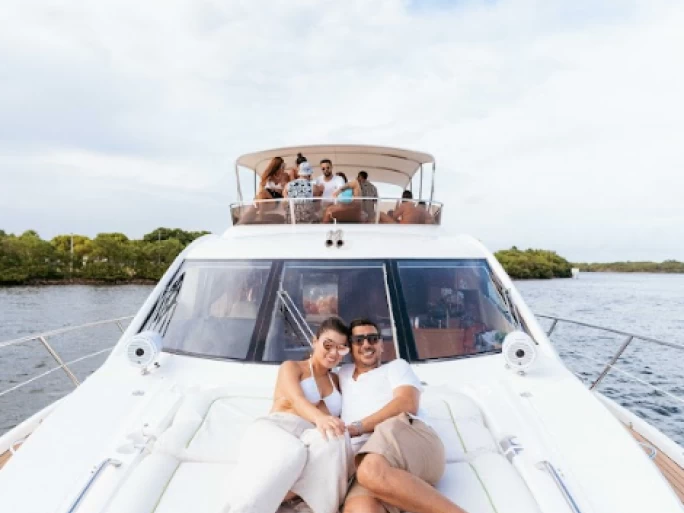 Pronajmout si Sunseeker Manhattan 70 v Miami Beach