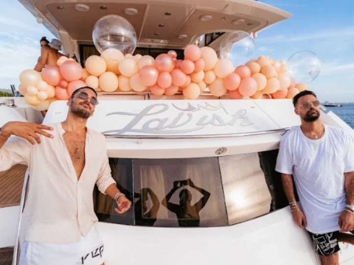 Pronájem Jachta v Miami Beach -Sunseeker Manhattan 70