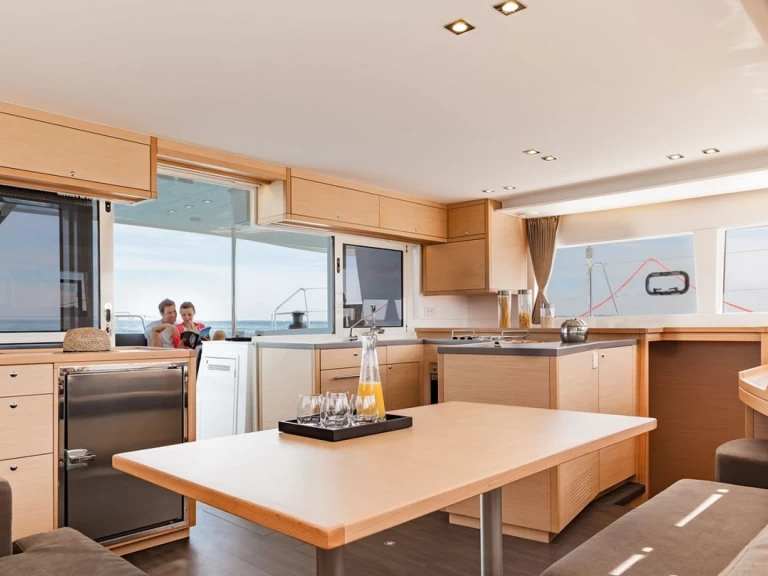 Pronajmout Katamarán se skipperem či ne Lagoon v Portocolom