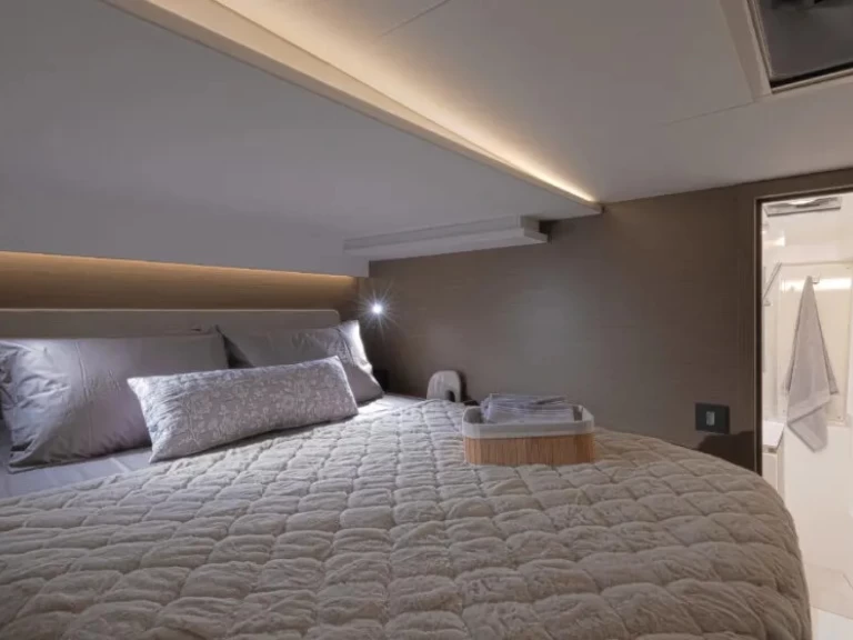 Pronajmout si  Moorings 4600 v Fethiye