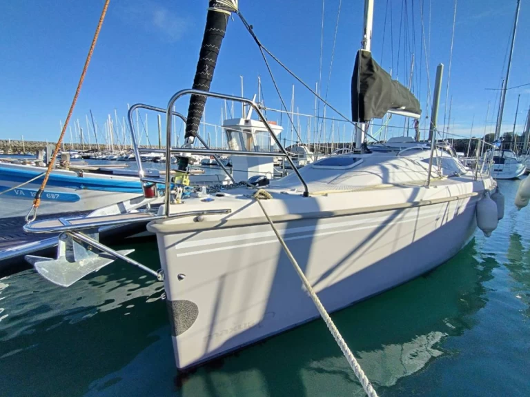 Pronajmout si Northman Maxus 28 v Saint-Quay-Portrieux