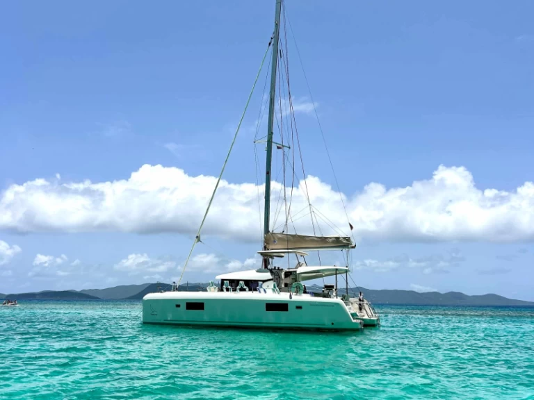 Pronajmout si Lagoon Lagoon 42 v Road Town