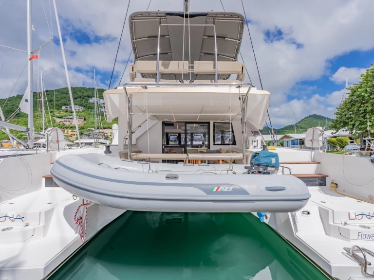 Pronajmout Katamarán se skipperem či ne Nautitech v Road Town