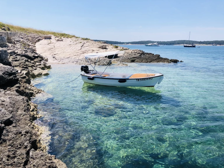 Učka 4.5 jednotlivci a charterové společnosti v Medulin