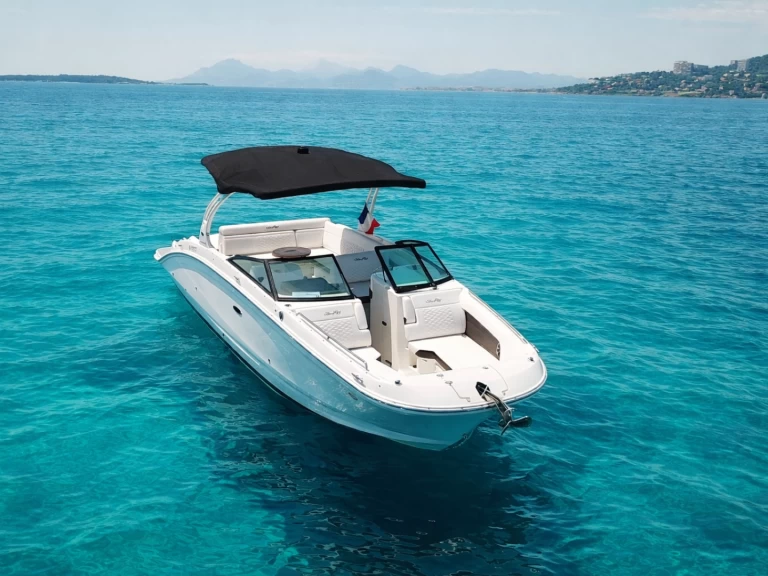 Pronájem Motorová loď v Cannes -Sea Ray SDX 270