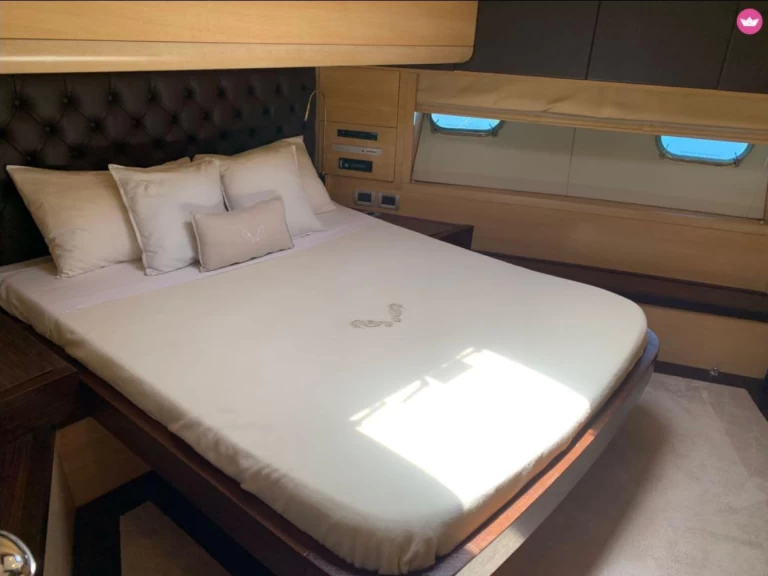 Pronájem Motorová loď v Gardens Yacht Marina -Leopard Leopard 23