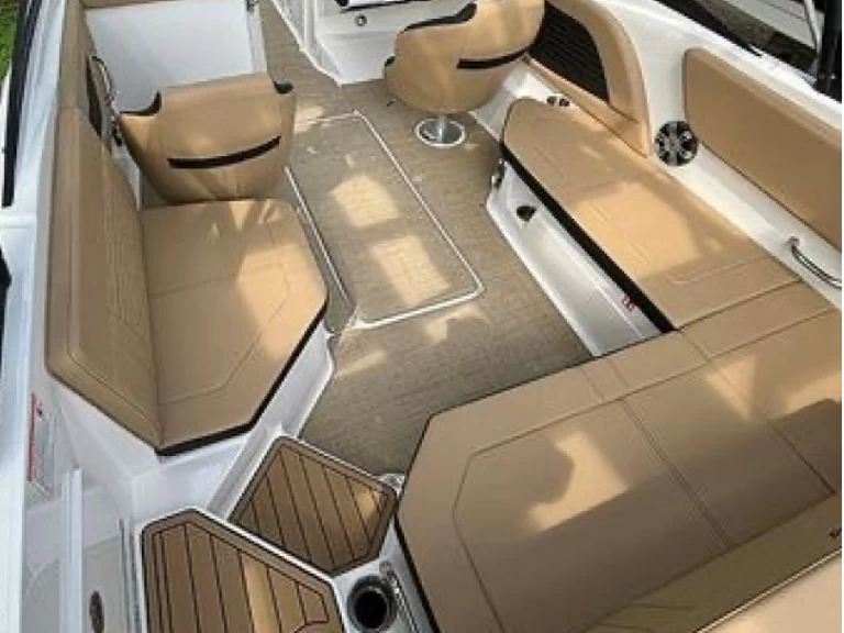 Pronájem lodi Sea Ray SPX 230 v Thonon-les-Bains na Samboatu