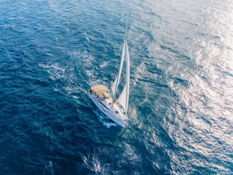 Pronájem Plachetnice Jeanneau s licencí