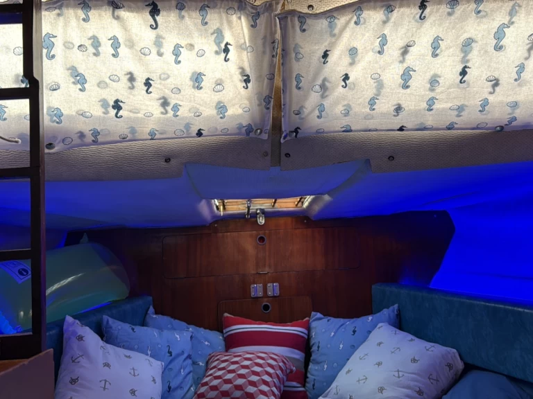 Pronájem Motorová loď Rio s licencí