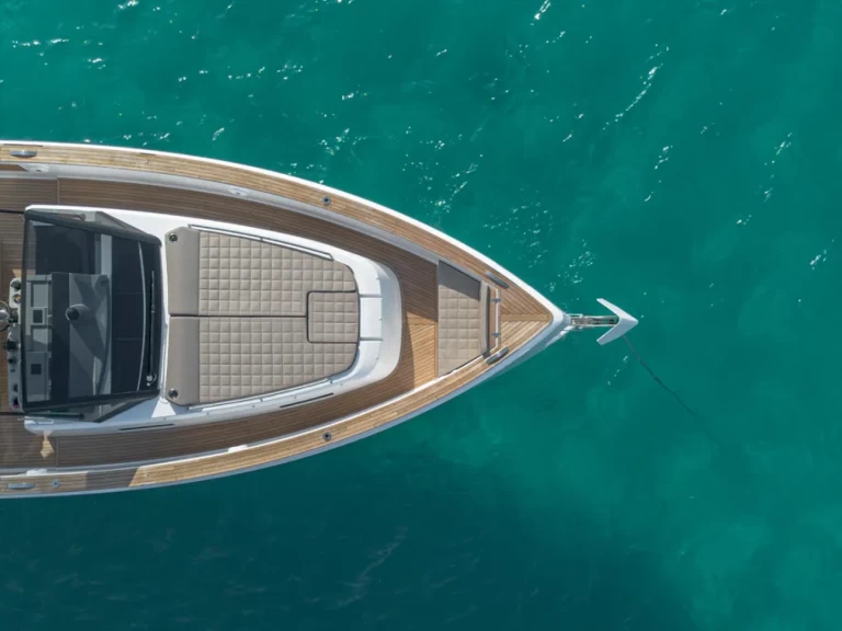 Pardo Yachts Pardo 43 jednotlivci a charterové společnosti v Mahon
