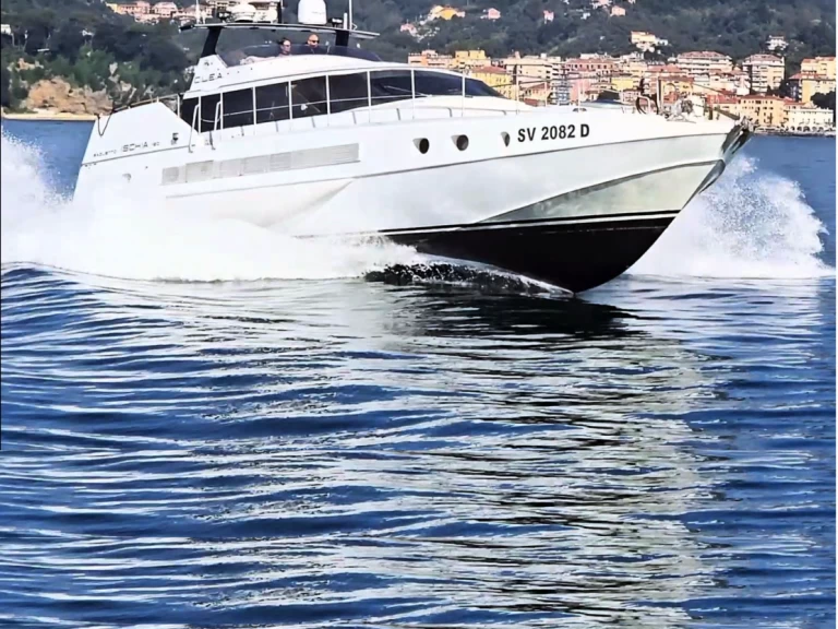 Pronajmout si Baglietto Ischia 80 v La Spezia