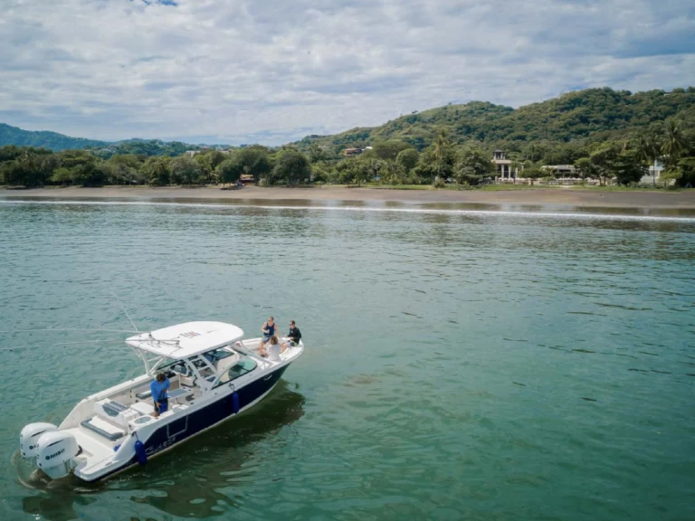 Robalo Robalo 32 FT jednotlivci a charterové společnosti v Coco Bay