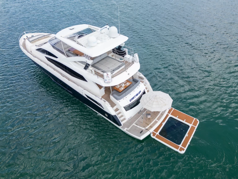 Pronájem lodi Sunseeker 80 Yacht v Miami Beach na Samboatu