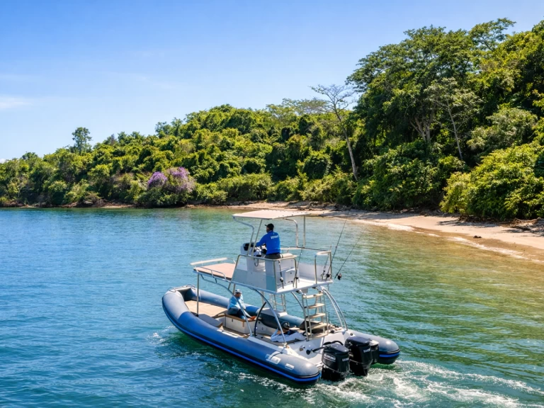 Pronajmout si Zodiac Zodiac 28 FT v Coco Bay