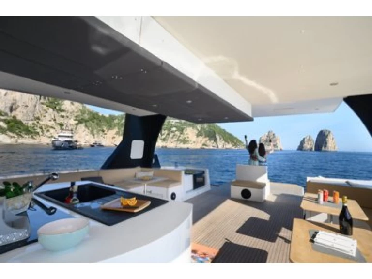 Pronájem jachty v Amalfi  -Seabus Smart 380 na Samboatu