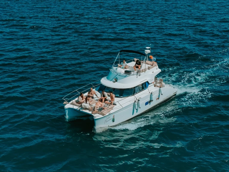 Pronajmout si Fountaine Pajot Highland 35 v Lisabon